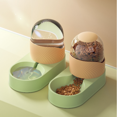 2-Piece Cat Food & Water Bowl Set with Bubble Dispenser (2L)