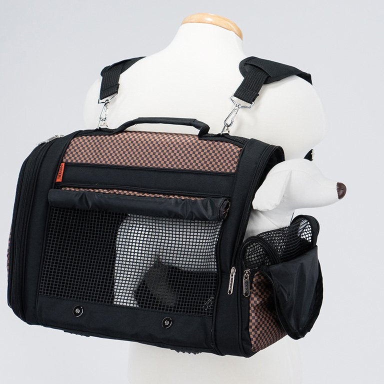 pet carrier