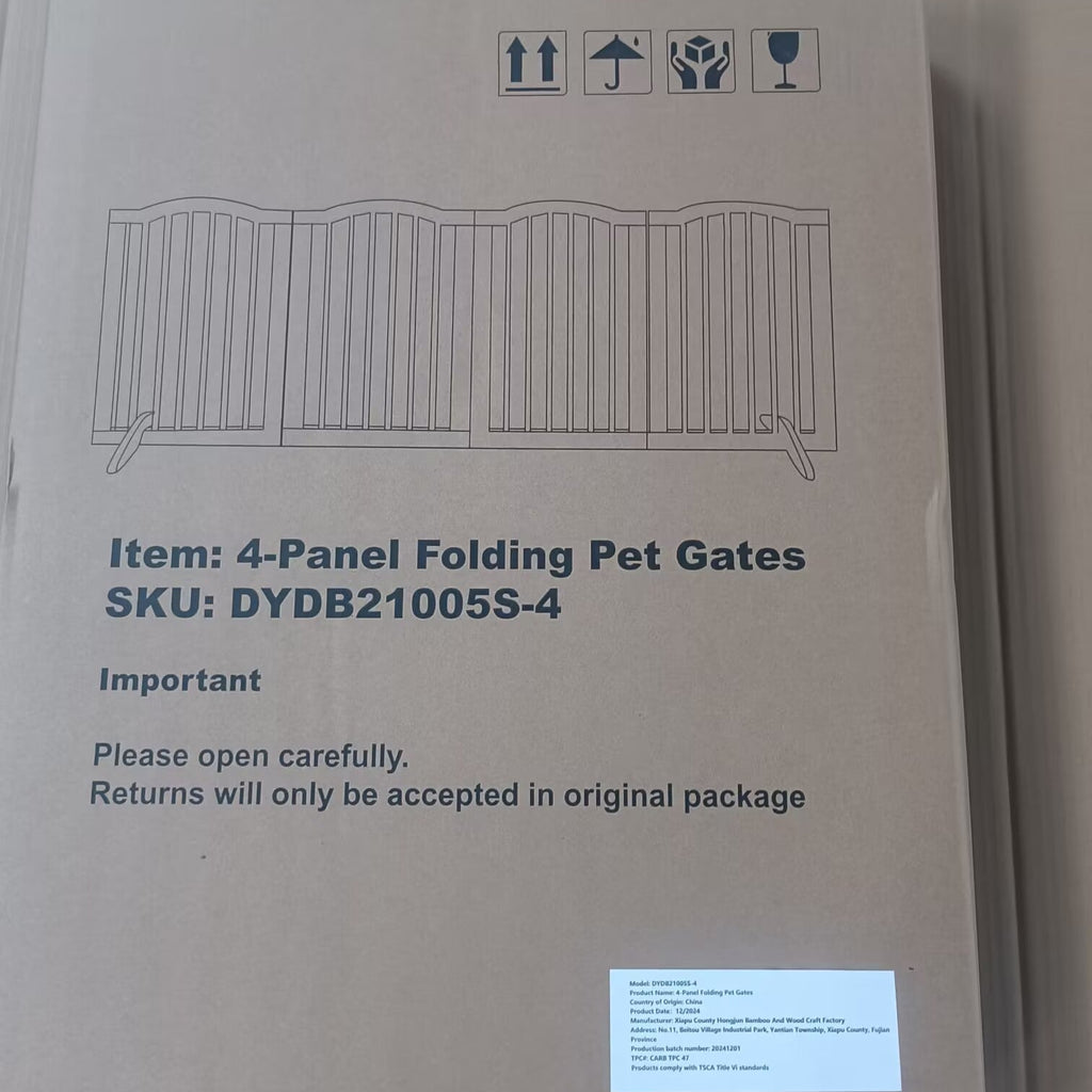 Box for 4-panel folding pet gate with instructions and graphics on a white background
